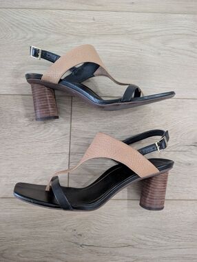 Vionic Alondra block heel thong sandals